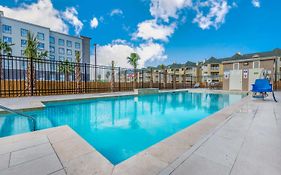 La Quinta Inn & Suites By Wyndham Galveston West Seawall